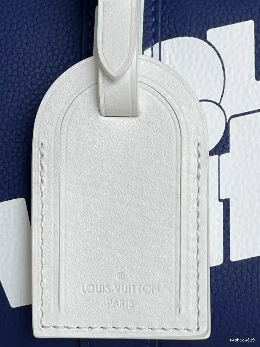 CITY LOUIS VUITTON KEEPALL 0324